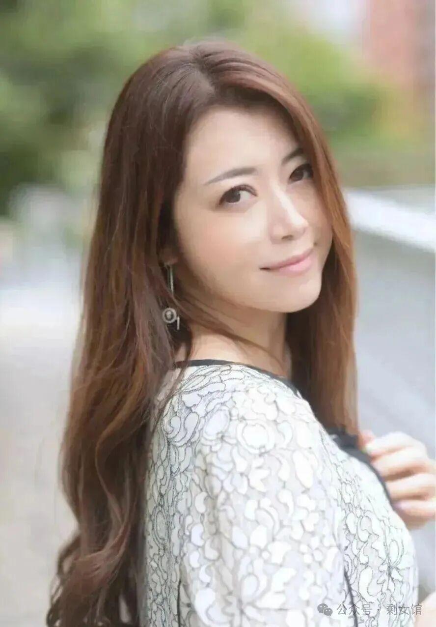高中生